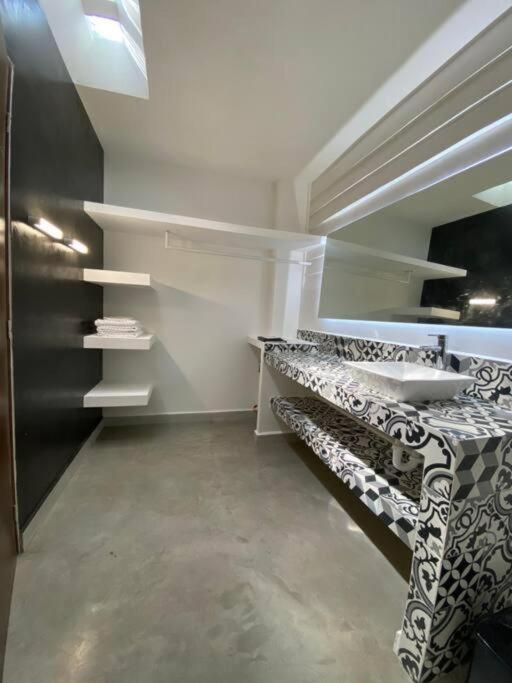 Mid-498 Centro Apartment Merida Luaran gambar
